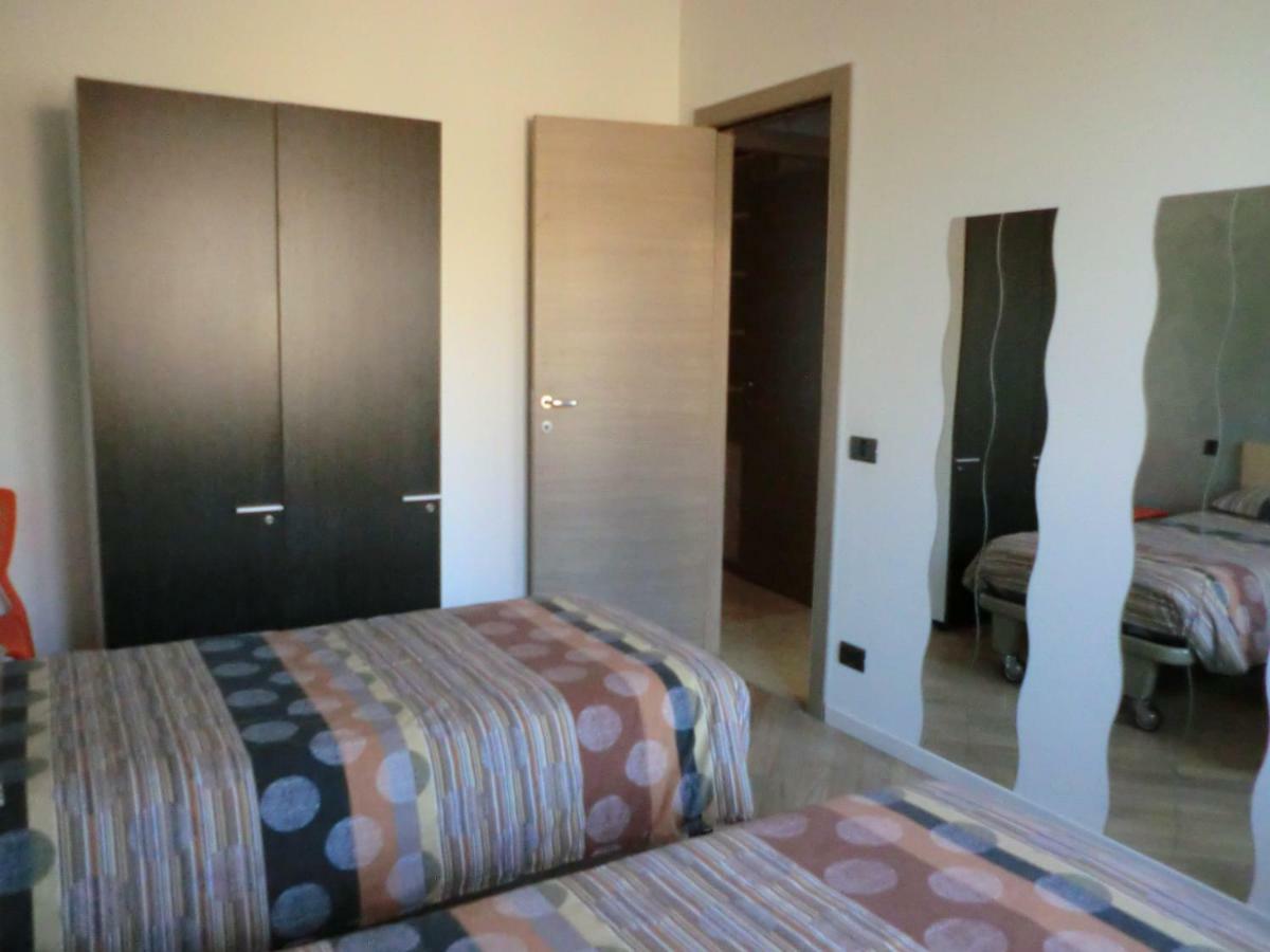 L&R Apartment, Comodo E Riservato Brusaporto Εξωτερικό φωτογραφία